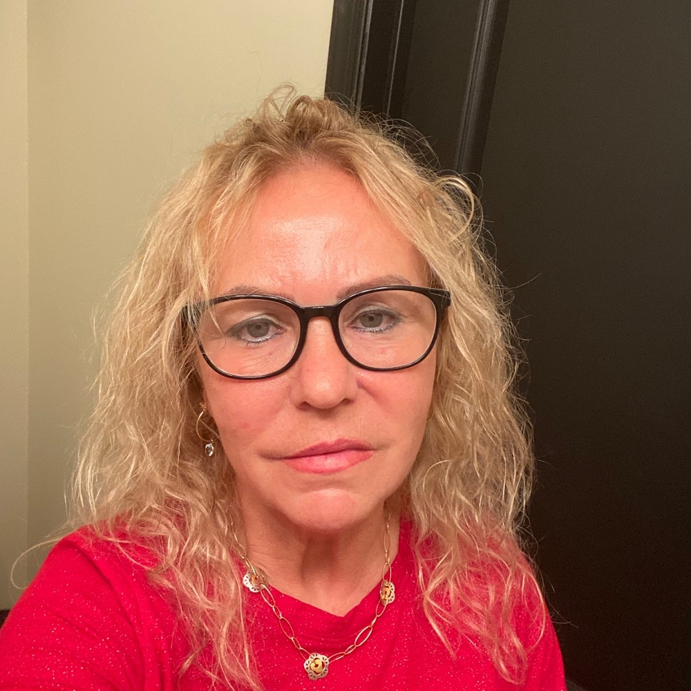 Meet your Posher, Ilda